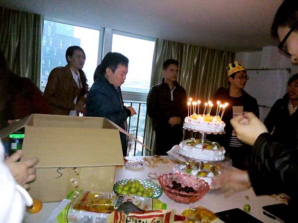 成都智絡(luò)軟件10月月總結(jié)大會(huì)暨11月智絡(luò)小伙伴生日慶典